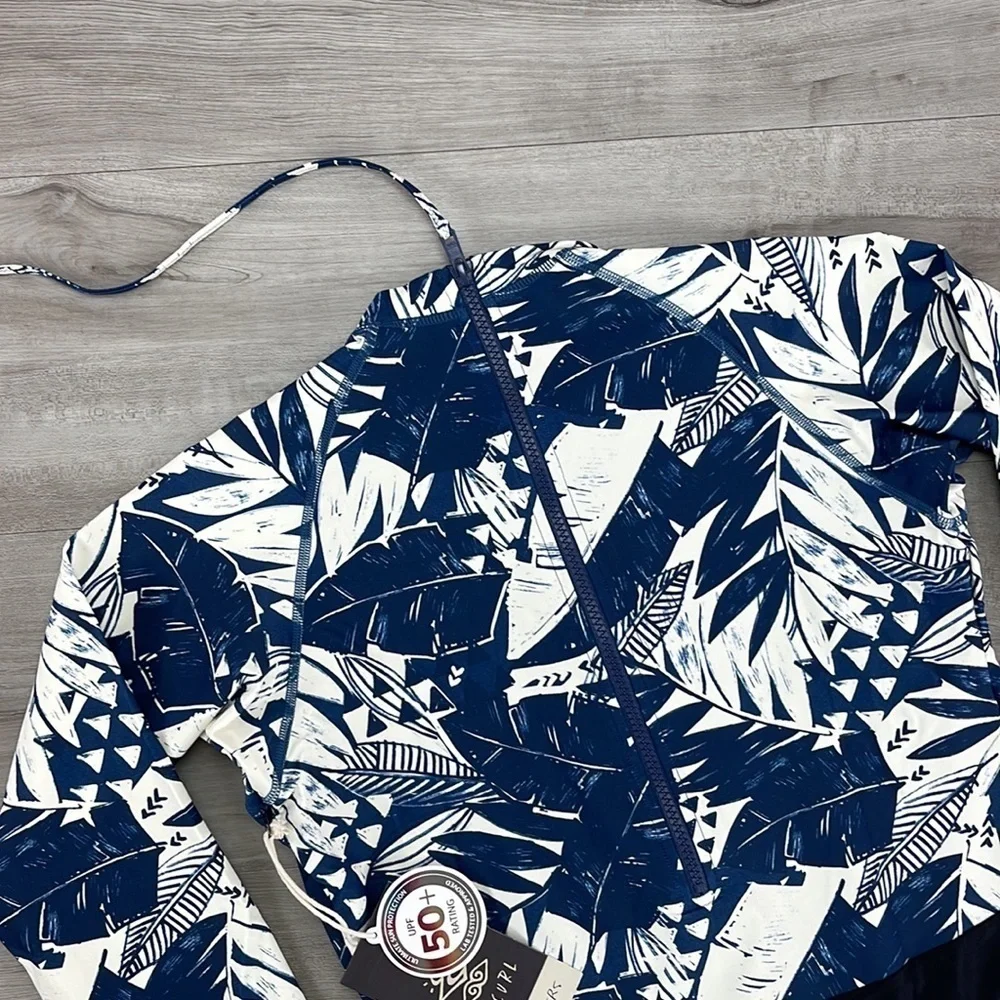 ☀️RIP CURL☀️ SEACHERS UV SURF SUIT BODY SUIT ON PEICE